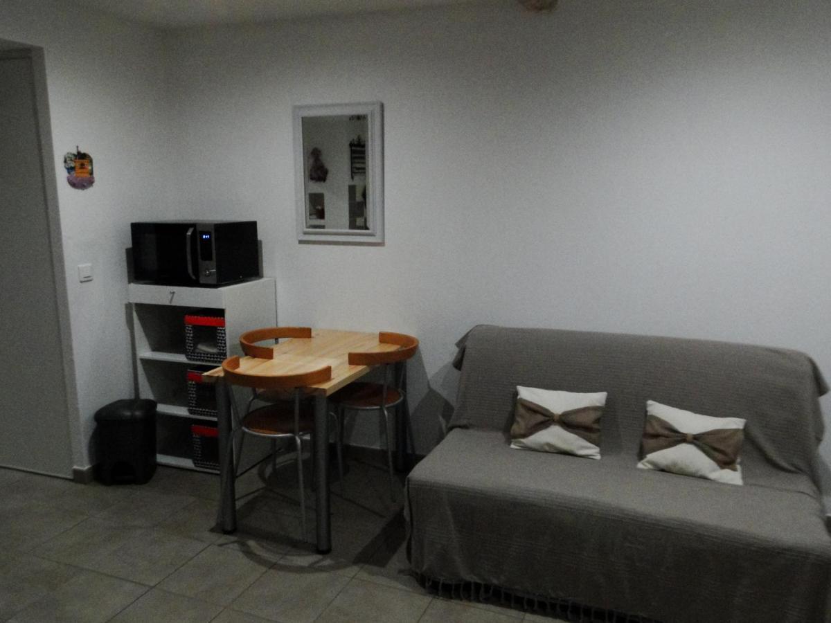 Sympathique Appartement リル・シュル・ラ・ソルギュ エクステリア 写真